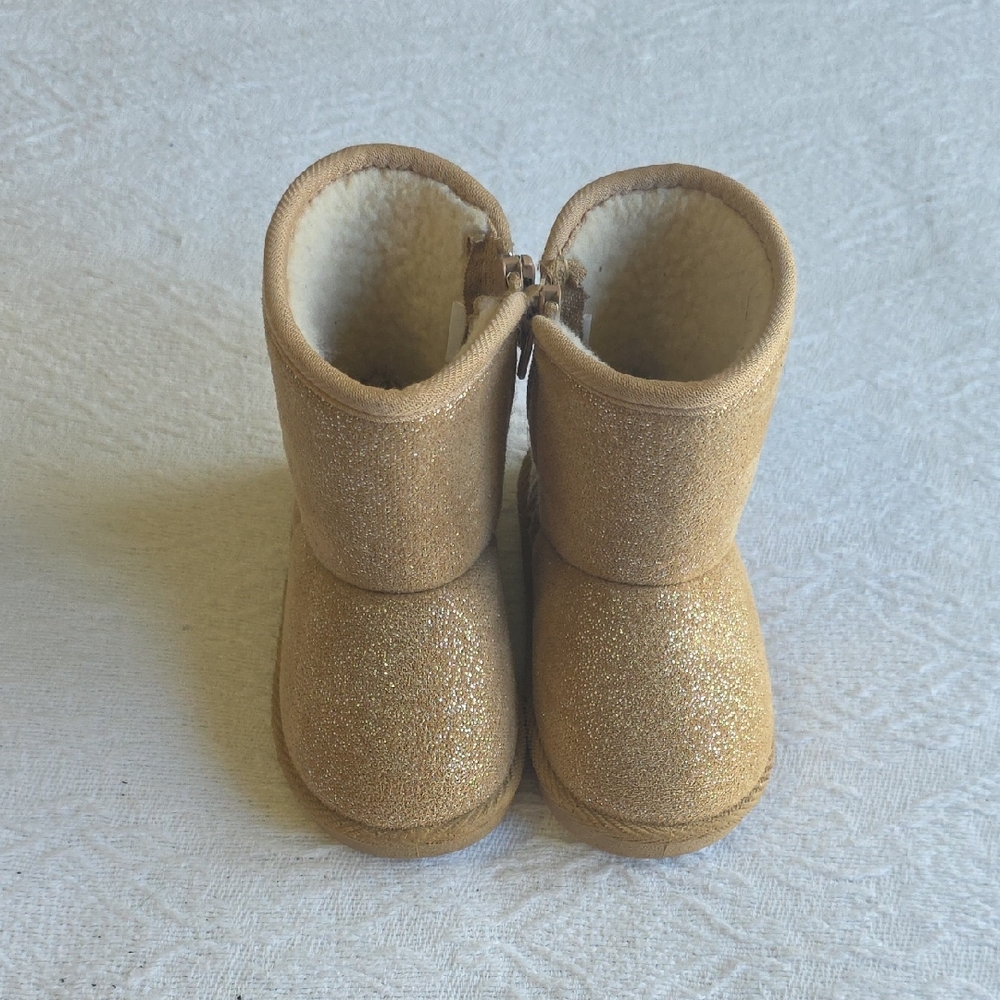Kids Glitter Winter Boots in Tan